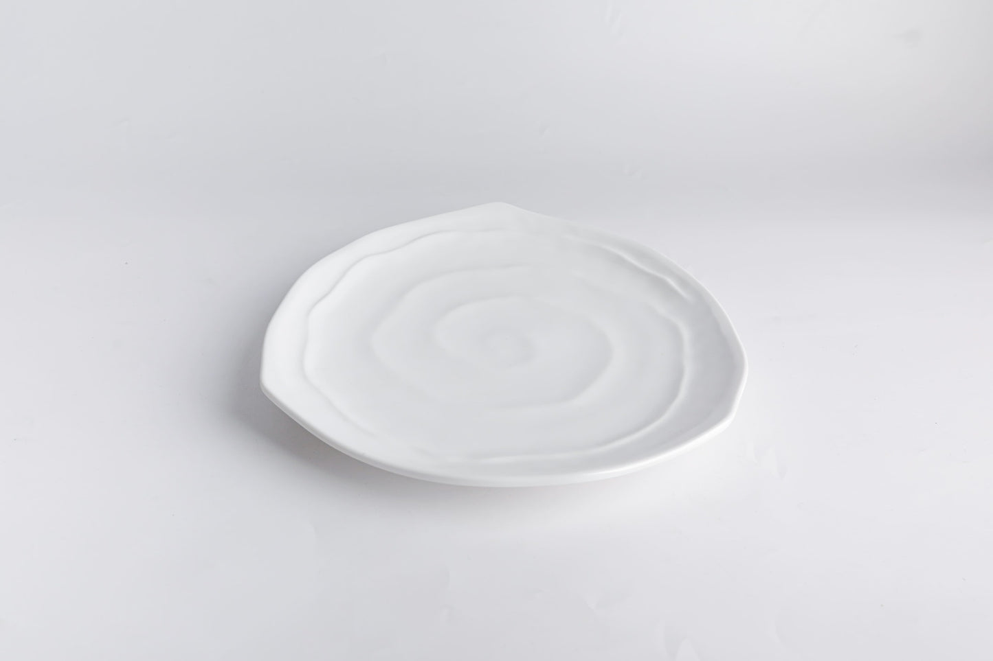 Plato Triangular de 27 Cm