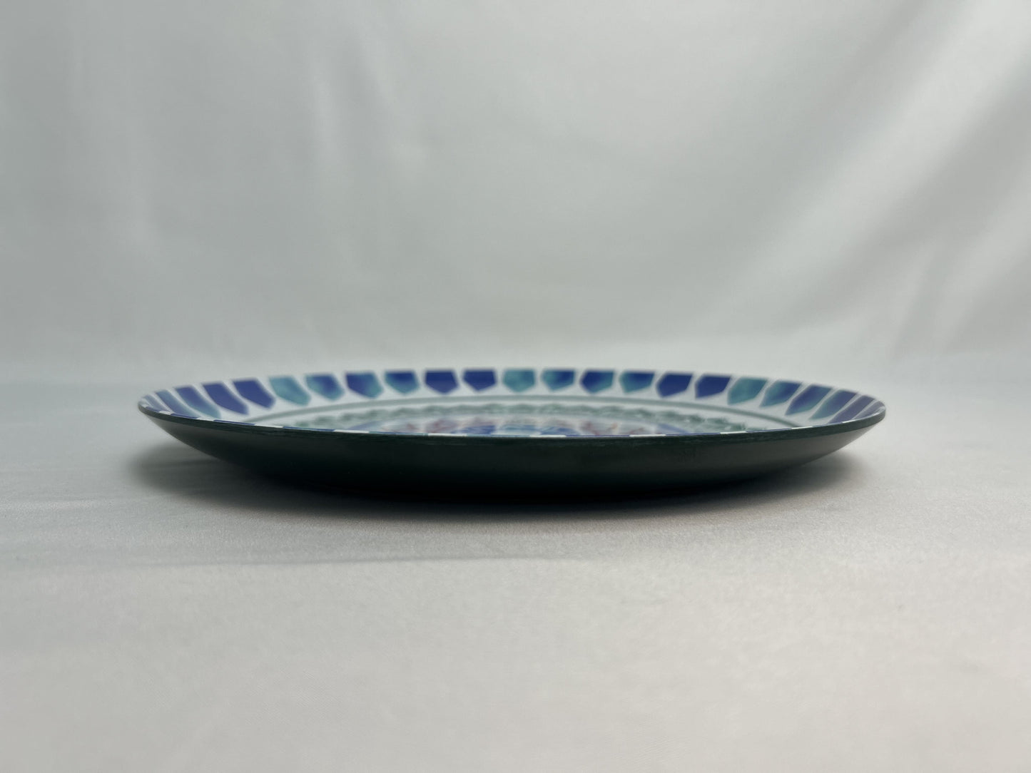 Plato de 26 Cm de Estilo Tailandés