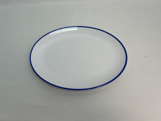 Plato Blanco Con Forma de Ovalo de 25,5 Cm
