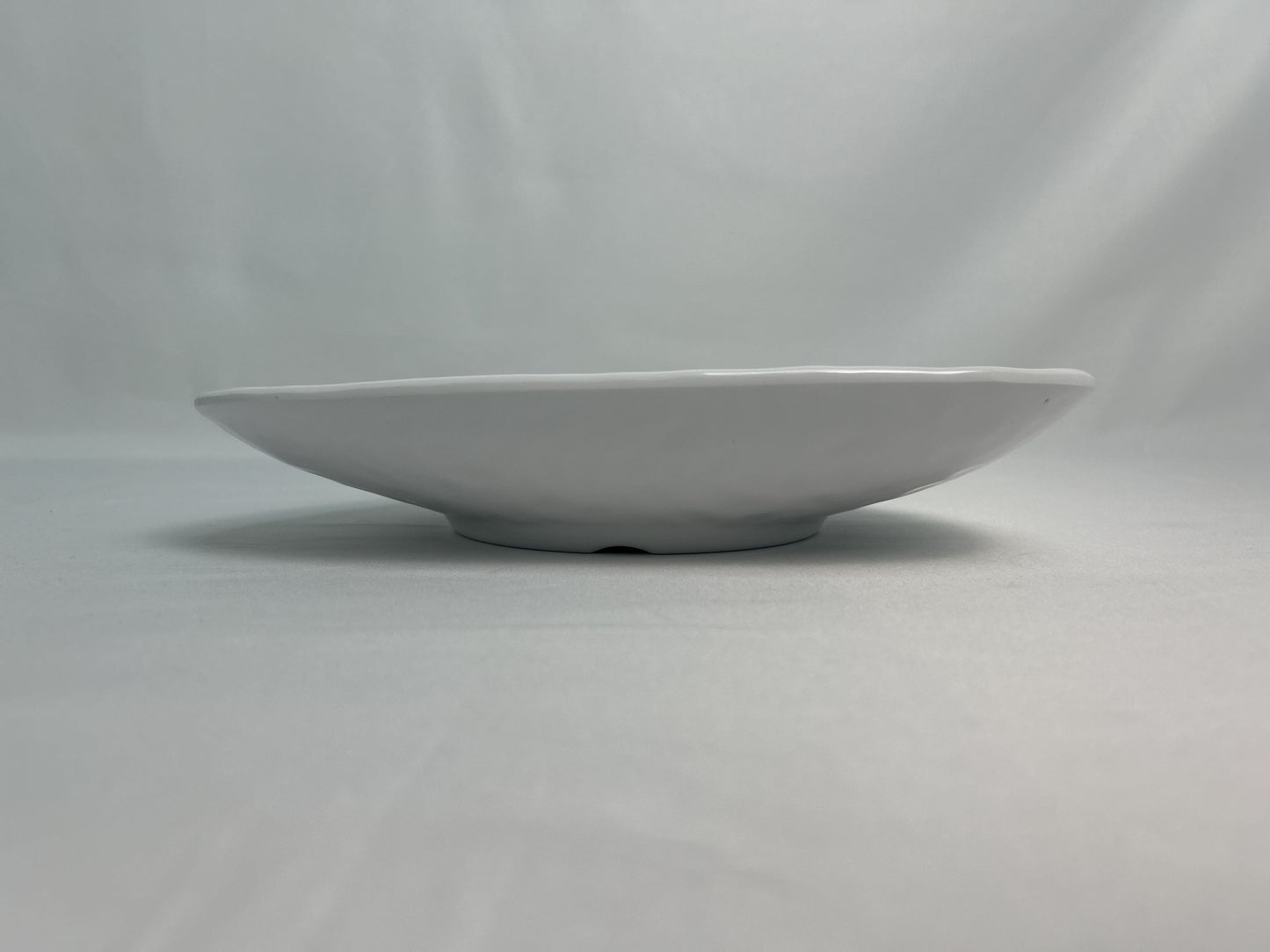 Plato Irregular Blanco de 26,5 Cm